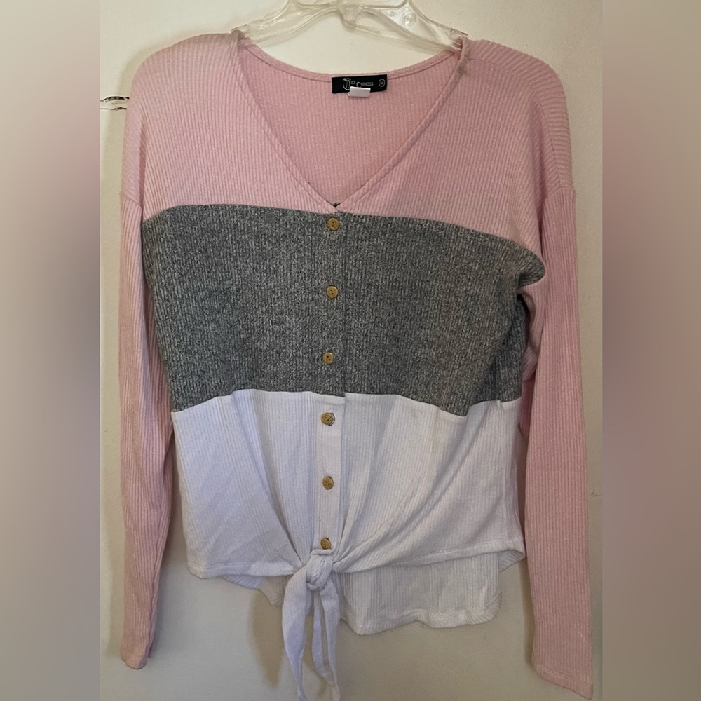 Womes long sleeve sweater shirt